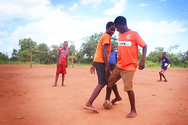 18 03 23 ワンダラーズfc 日本企業21社と18年シーズンスポンサー契約 プレスリリース 株式会社ビィ フォアード 18 03 23 ワンダラーズfc 日本企業21社と18年シーズンスポンサー契約 プレスリリース 株式会社ビィ フォアード